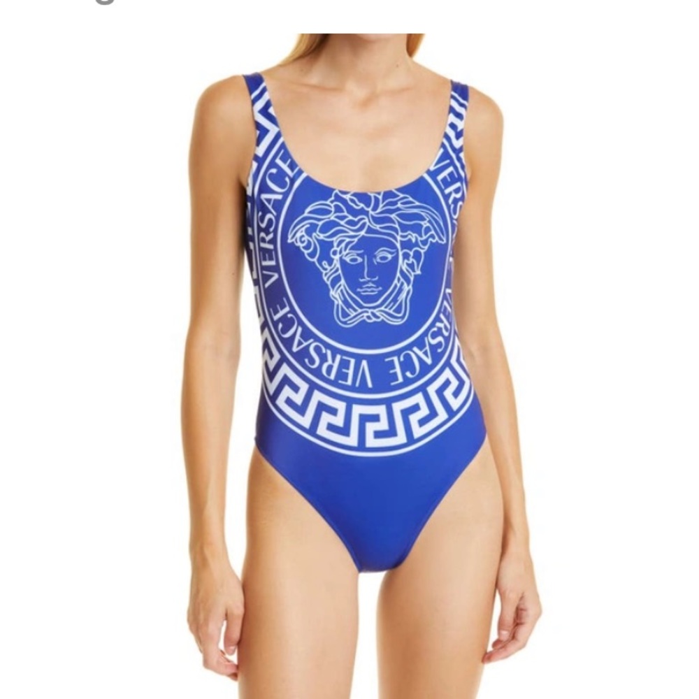 Medusa Logo One-Piece Swimsuit
VERSACE size 4(8-10)